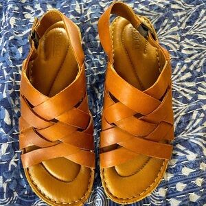 BØRN WOMEN’S LAILA LEATHER SLINGBACK SANDAL